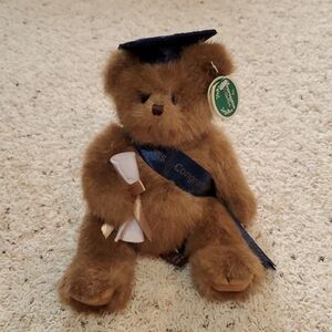 NEW Bearington Bear Graduation